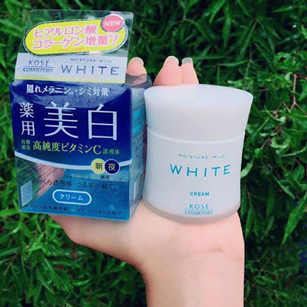 Kem dưỡng trắng da ban đêm Kose Moisture Mild White Cream