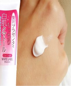 Kem trị thâm quầng mắt White Label Premium Placenta Cream có kết cấu kem mềm mịn không gây trình trạng bết dính