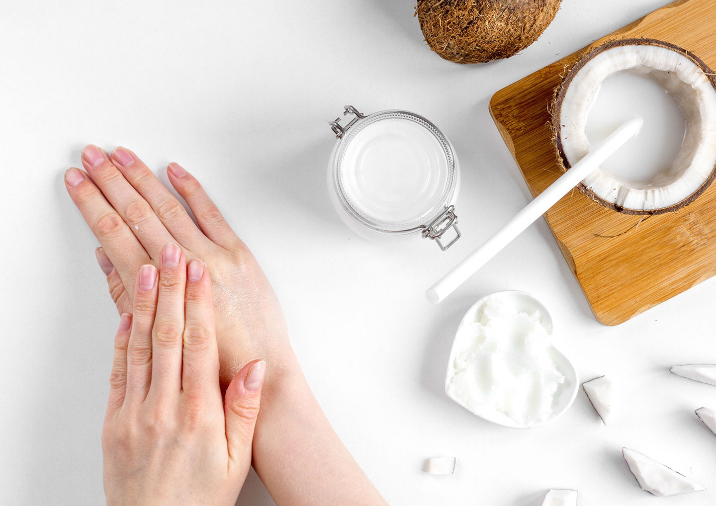 Mách bạn 10+ cách chăm sóc da tay giúp trẻ hóa và mềm mịn - HazuShop