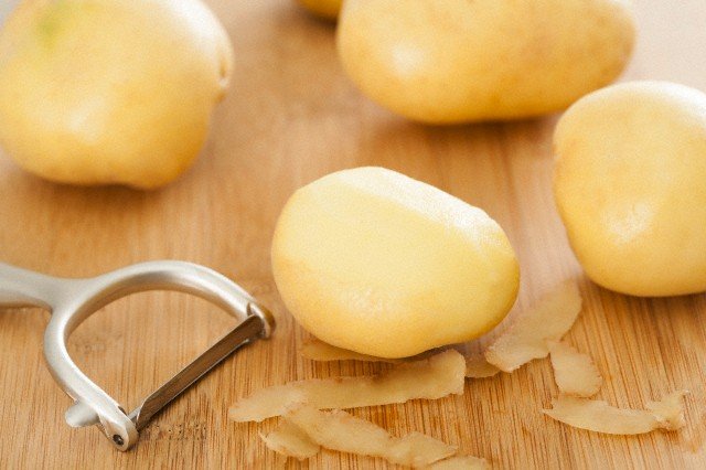 Có vấn đề gì với da khoai tây không?