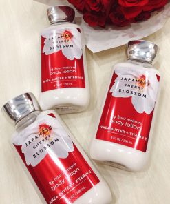 Sua duong the Bath and Body Works Cherry Blossom 4